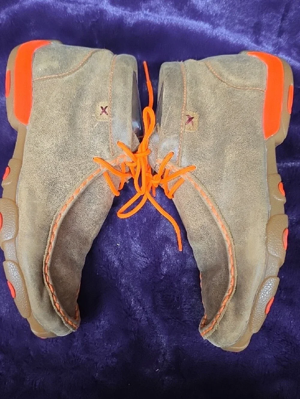 Twisted X Men's  Boots in Taupe with Orange Laces sz 5M